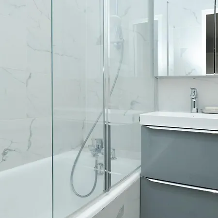 Apartment -votre Nid Familial Parisien - Batignolles
